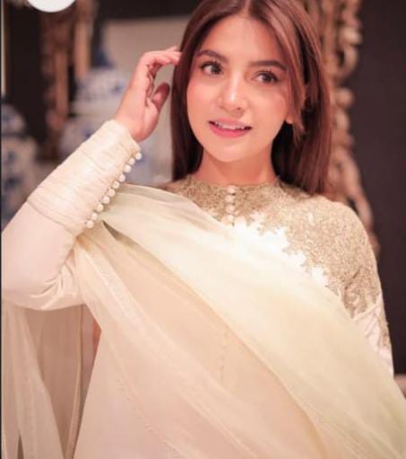 Azadi sale 50% Arabi lawn 3pcs suit summer collection
